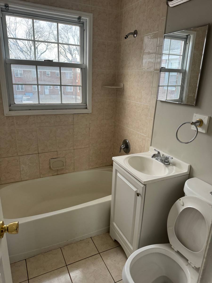 Apartment for rent at 1618 Memorial Ave #2A, West Springfield, MA 01089