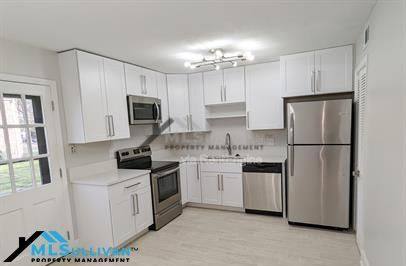 Condo for rent at 1002 Willow Dr #25, Chapel Hill, NC 27514