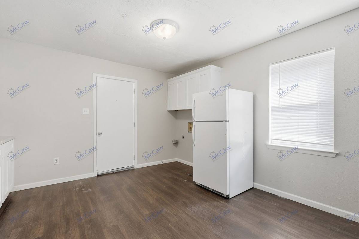 Apartment for rent at 217 Joyce St #B, Weatherford, TX 76085
