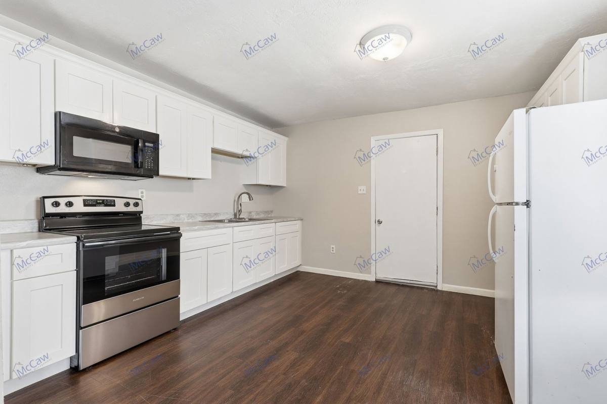 Apartment for rent at 217 Joyce St #B, Weatherford, TX 76085