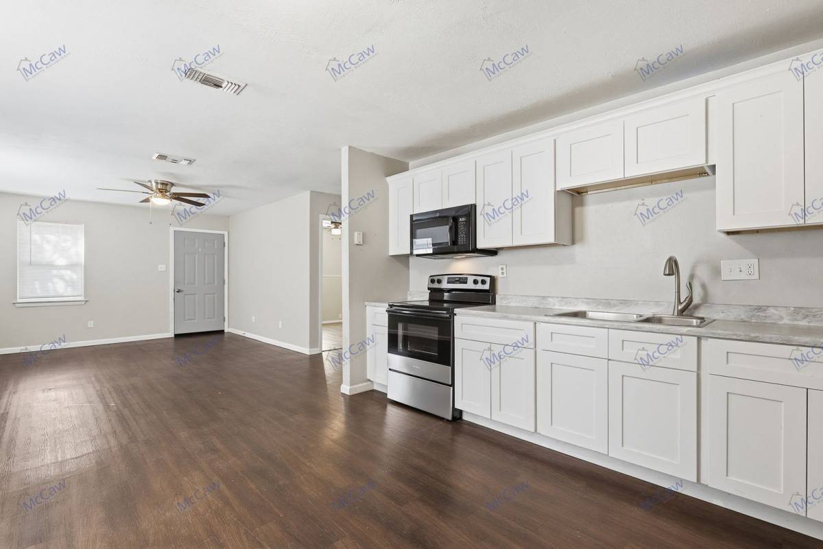 Apartment for rent at 217 Joyce St #B, Weatherford, TX 76085