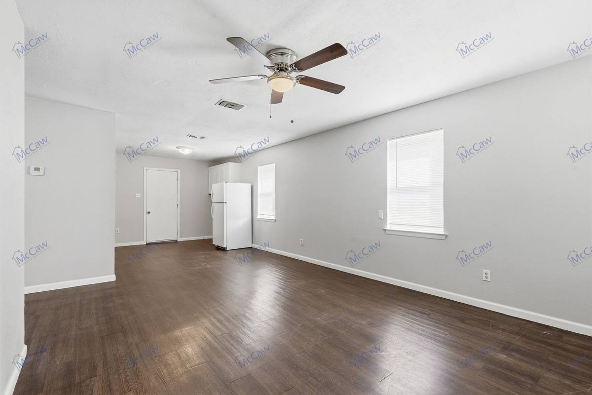Apartment for rent at 217 Joyce St #B, Weatherford, TX 76085