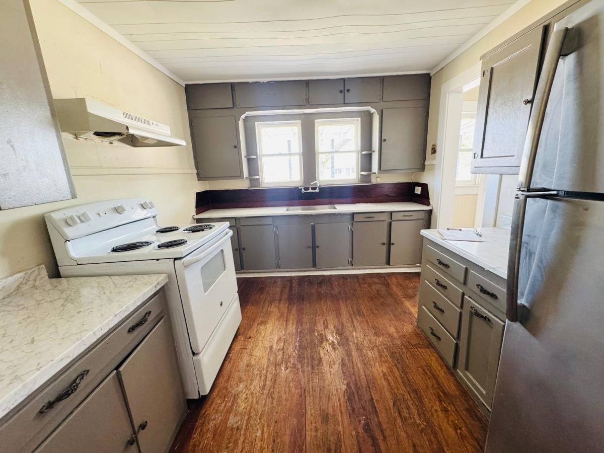 House for rent at 417 N Jefferson St, San Angelo, TX 76901