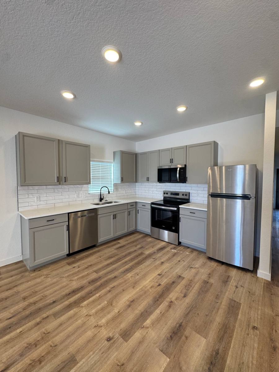 Apartment for rent at 2103 Vista Rosa #A, Three Rivers, TX 78071