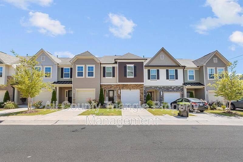 Townhouse for rent at 2105 Nandina Trail, Durham, NC 27703