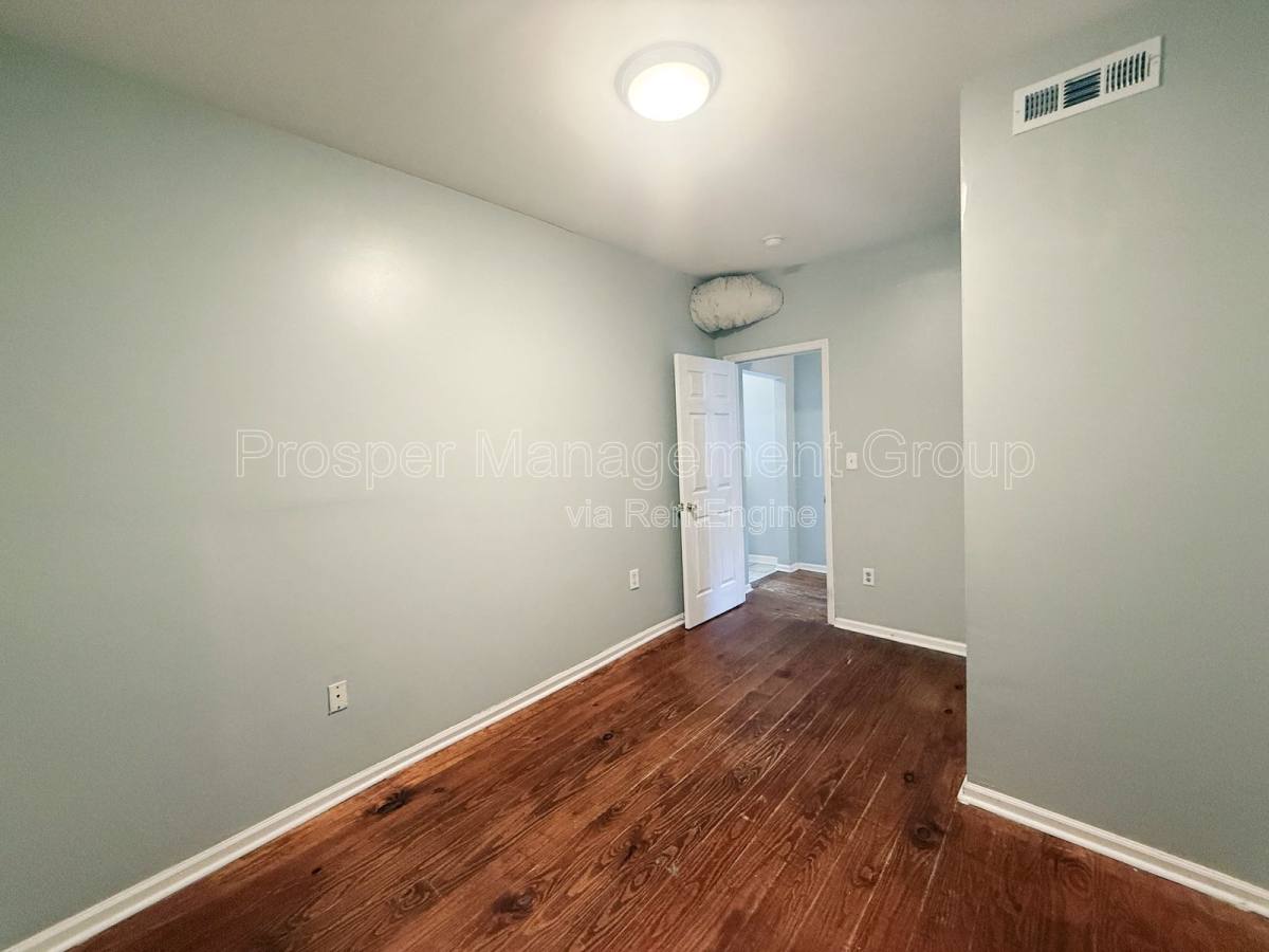 Apartment for rent at 4 Woodall Court #A, Charleston, SC 29403