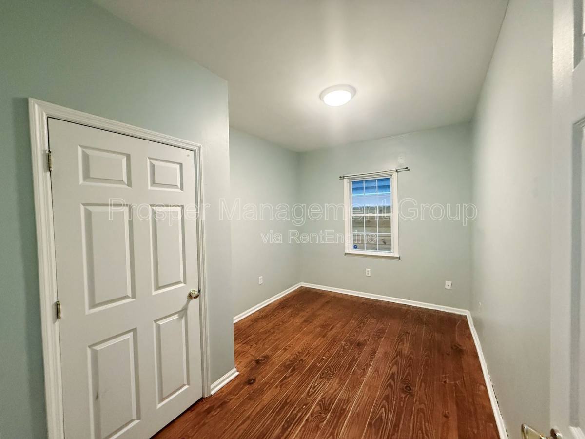 Apartment for rent at 4 Woodall Court #A, Charleston, SC 29403