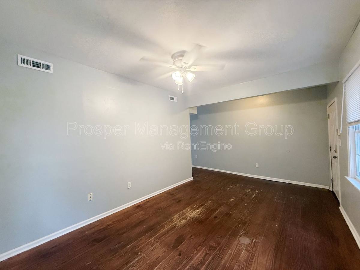 Apartment for rent at 4 Woodall Court #A, Charleston, SC 29403