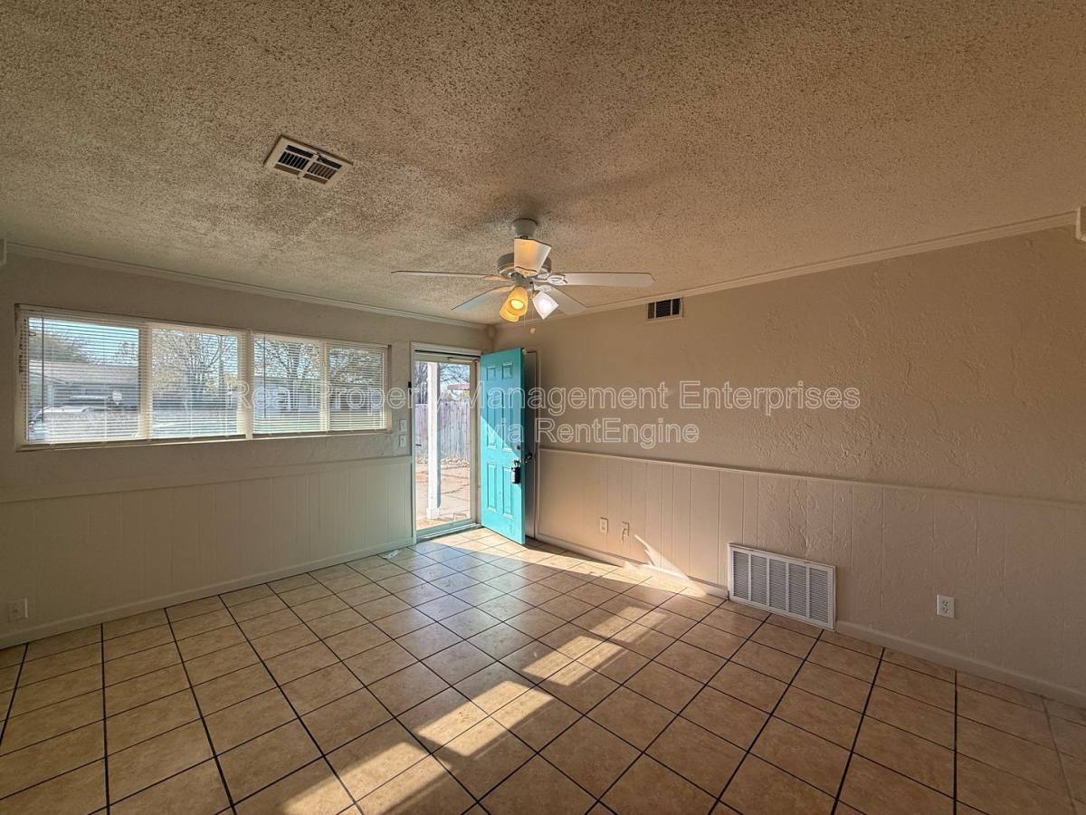 House for rent at 5305 S Drexel Ave, Oklahoma City, OK 73119