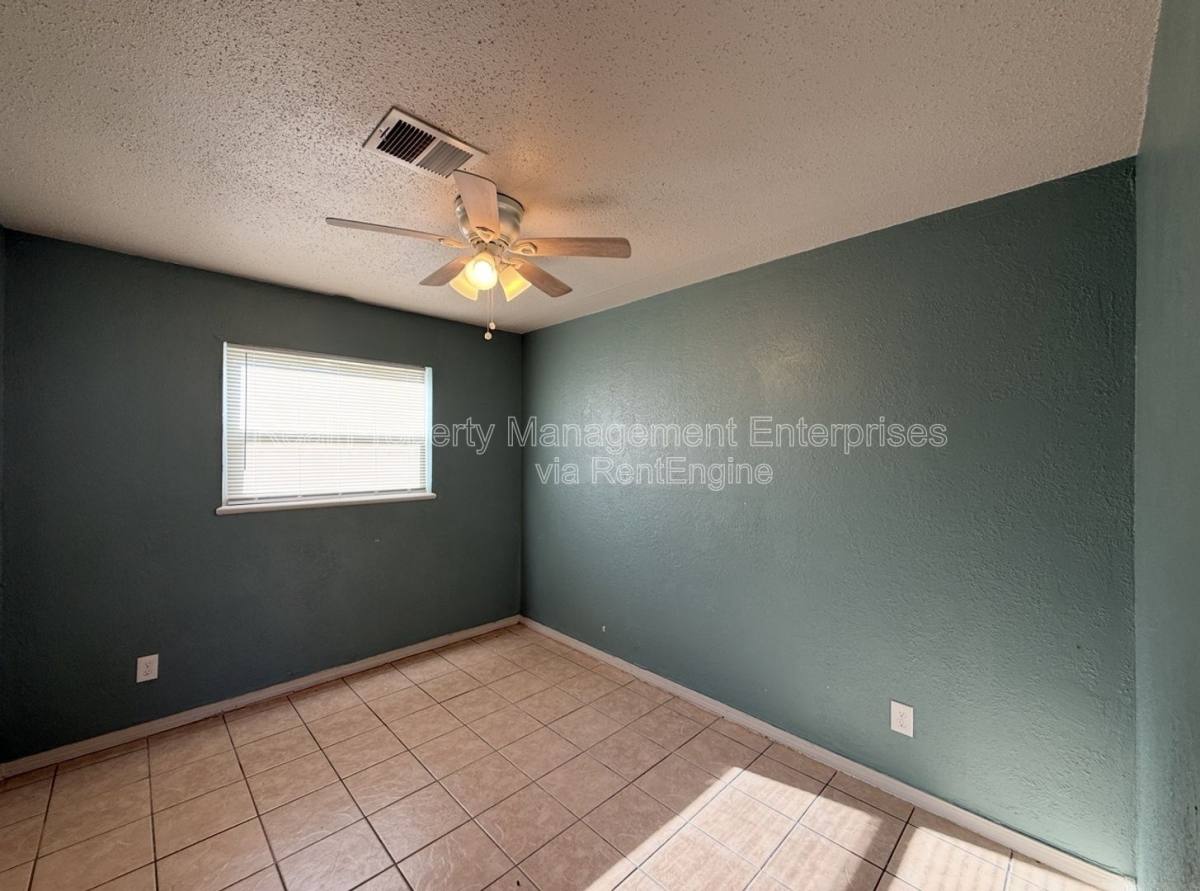 House for rent at 5305 S Drexel Ave, Oklahoma City, OK 73119