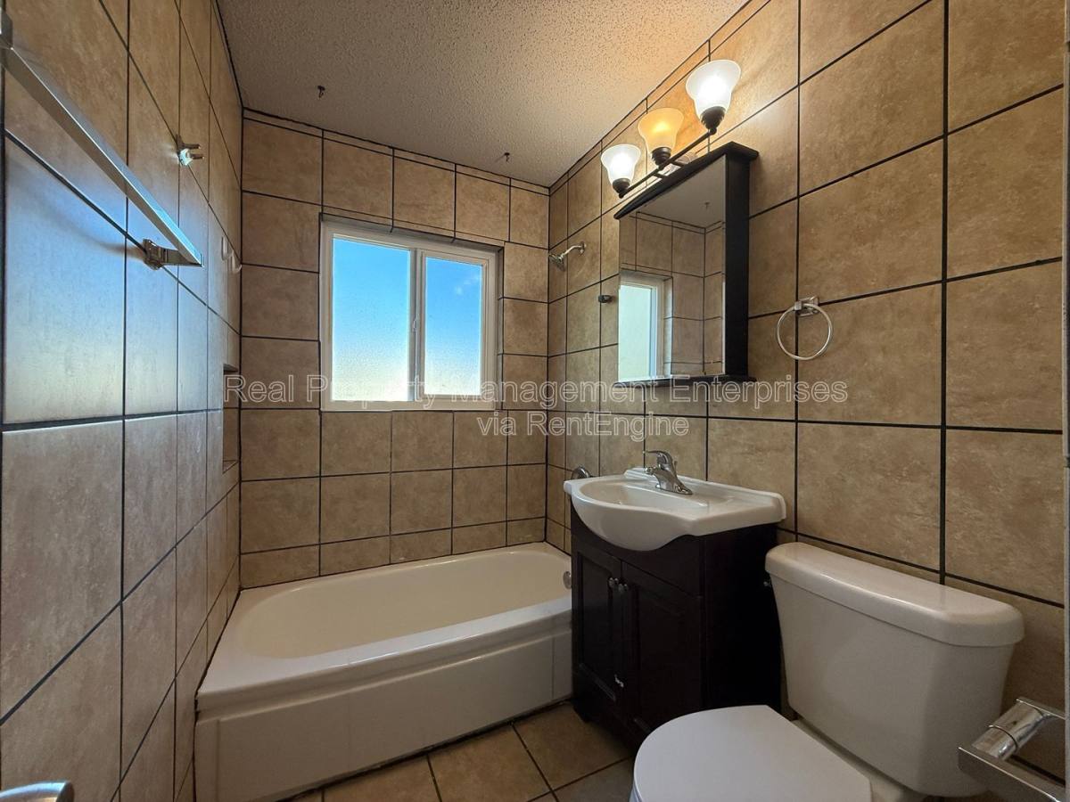 House for rent at 5305 S Drexel Ave, Oklahoma City, OK 73119