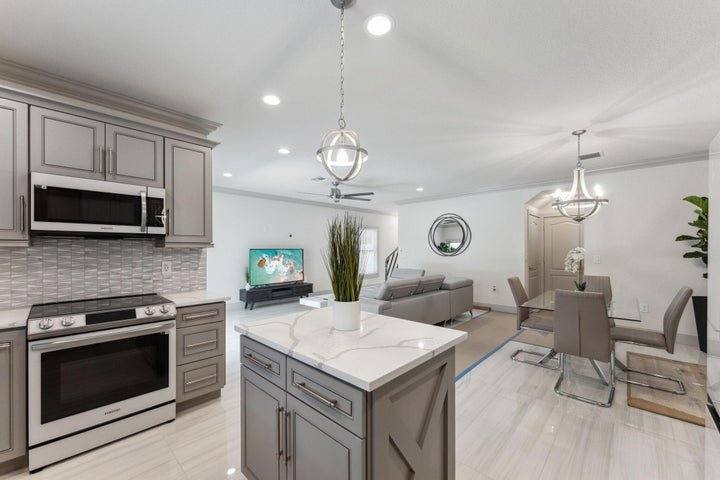 House for rent at 522 Lucky Lane, Delray Beach, FL 33444