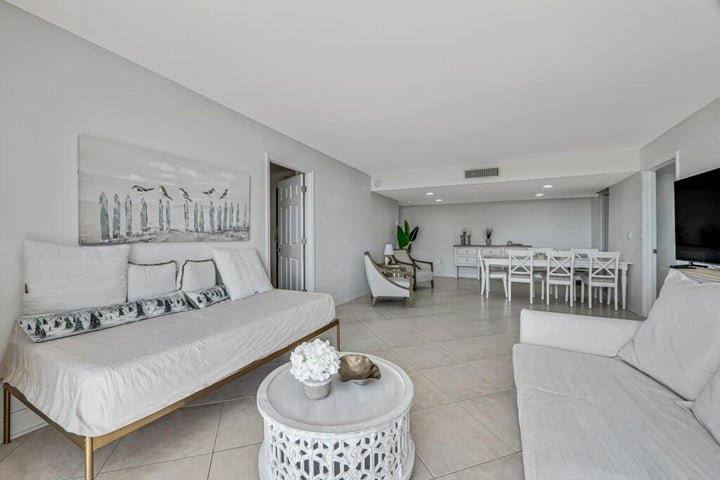 Condo for rent at 5600 N Flagler Dr #804, West Palm Beach, FL 33407
