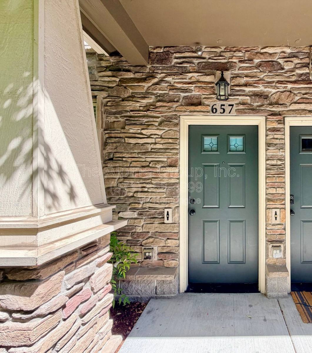 Condo for rent at 657 NE Garswood Lane, Beaverton, OR 97006