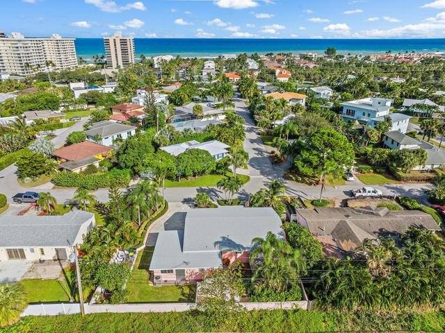 House for rent at 381 Zenith Lane, North Palm Beach, FL 33408