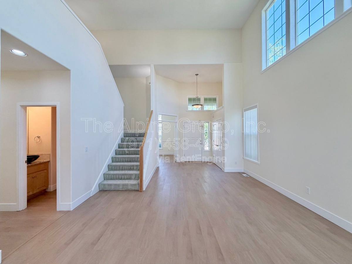 House for rent at 351 NW Kotrik Place, Beaverton, OR 97006
