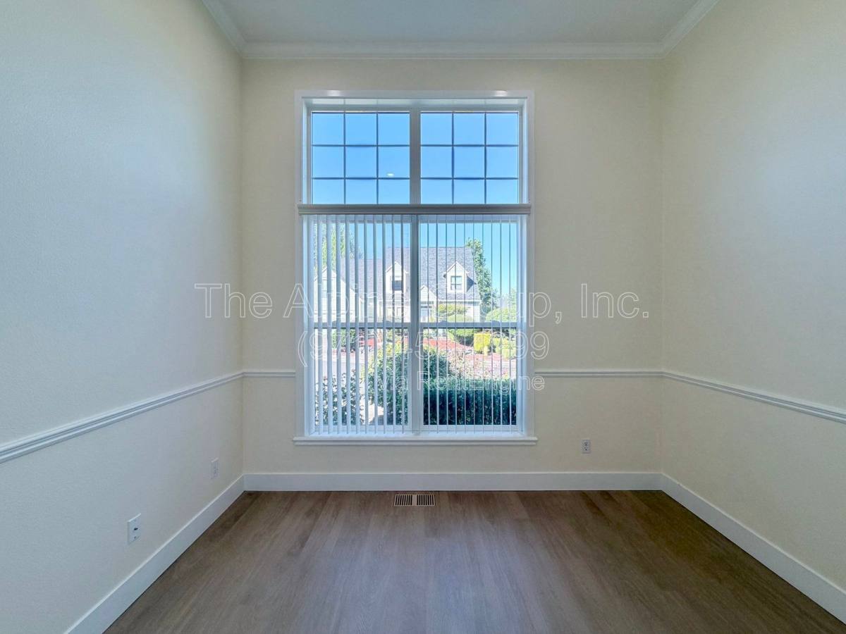 House for rent at 351 NW Kotrik Place, Beaverton, OR 97006