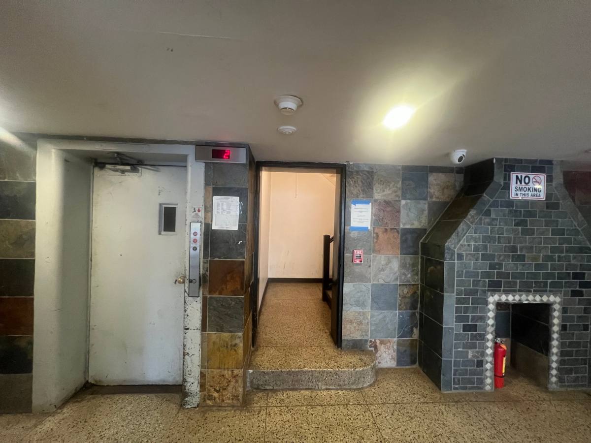 Apartment for rent at 6 Pomona Ave #DD, Newark, NJ 07112