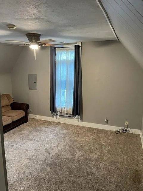 Apartment for rent at 407 Walnut St #B, Greenfield, IN 46140