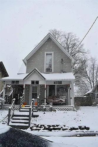 Apartment for rent at 407 Walnut St #B, Greenfield, IN 46140