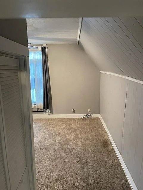 Apartment for rent at 407 Walnut St #B, Greenfield, IN 46140