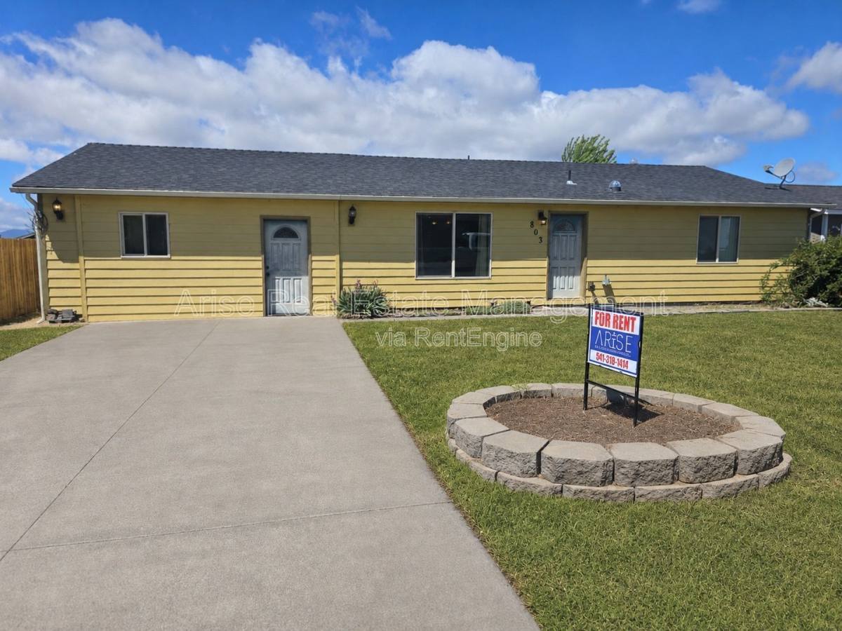 House for rent at 803 Scenic Loop, Culver, OR 97734