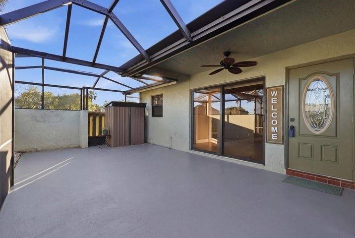 Townhouse for rent at 5694 Northpointe Lane, Boynton Beach, FL 33437