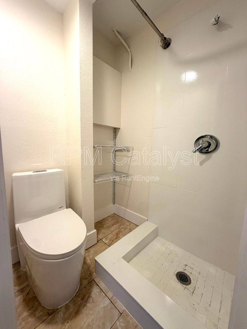 Apartment for rent at 6905 1 2 N Duncan Ave #A, Tampa, FL 33604