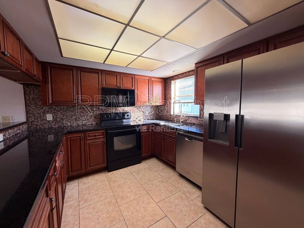 Condo for rent at 255 Capri Circle N #7, Saint Petersburg, FL 33706