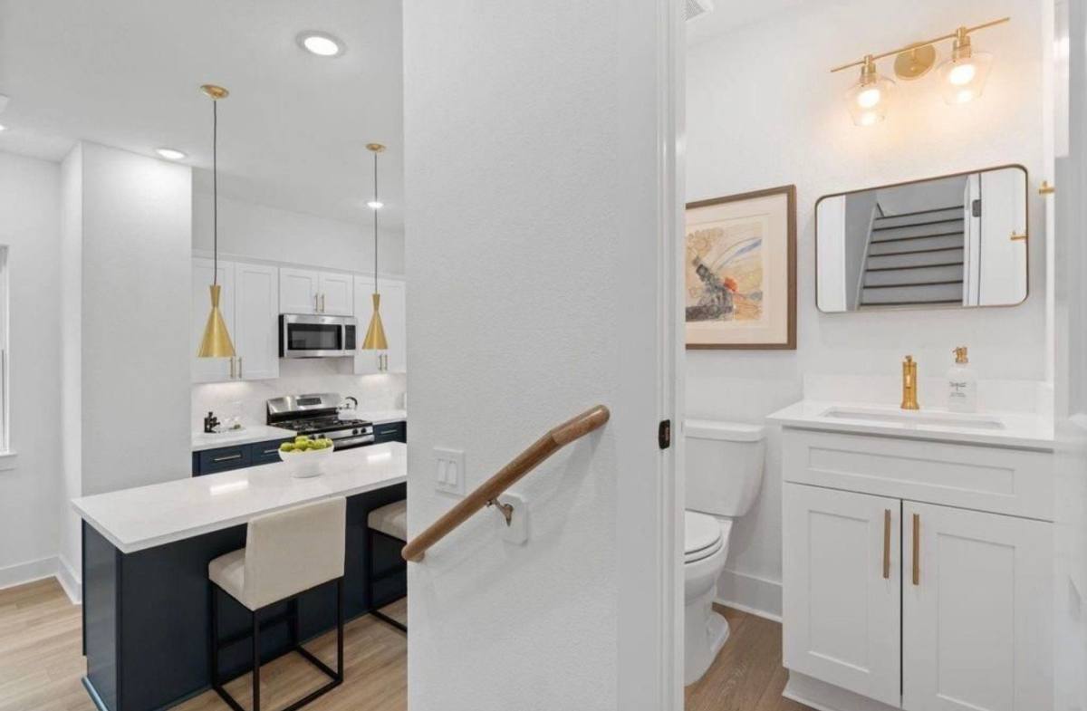 Townhouse for rent at 717 Janisch Rd #B, Houston, TX 77018