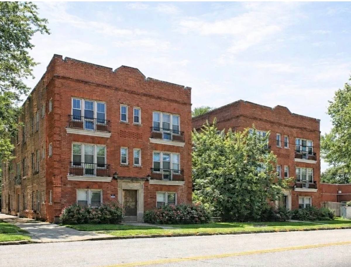 Apartment for rent at 2534 Noble Rd #15, Cleveland, OH 44121