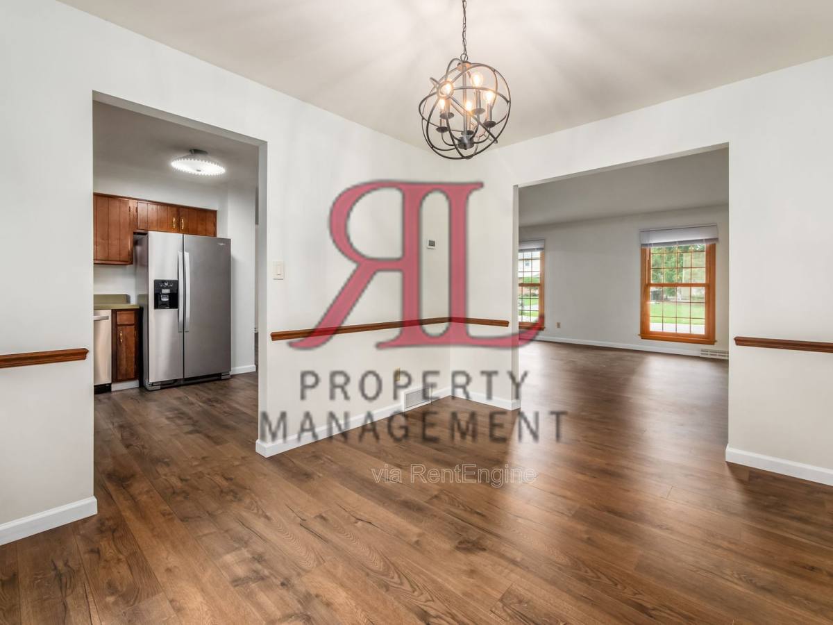 Apartment for rent at 1627 Keats Court, Columbus, OH 43235