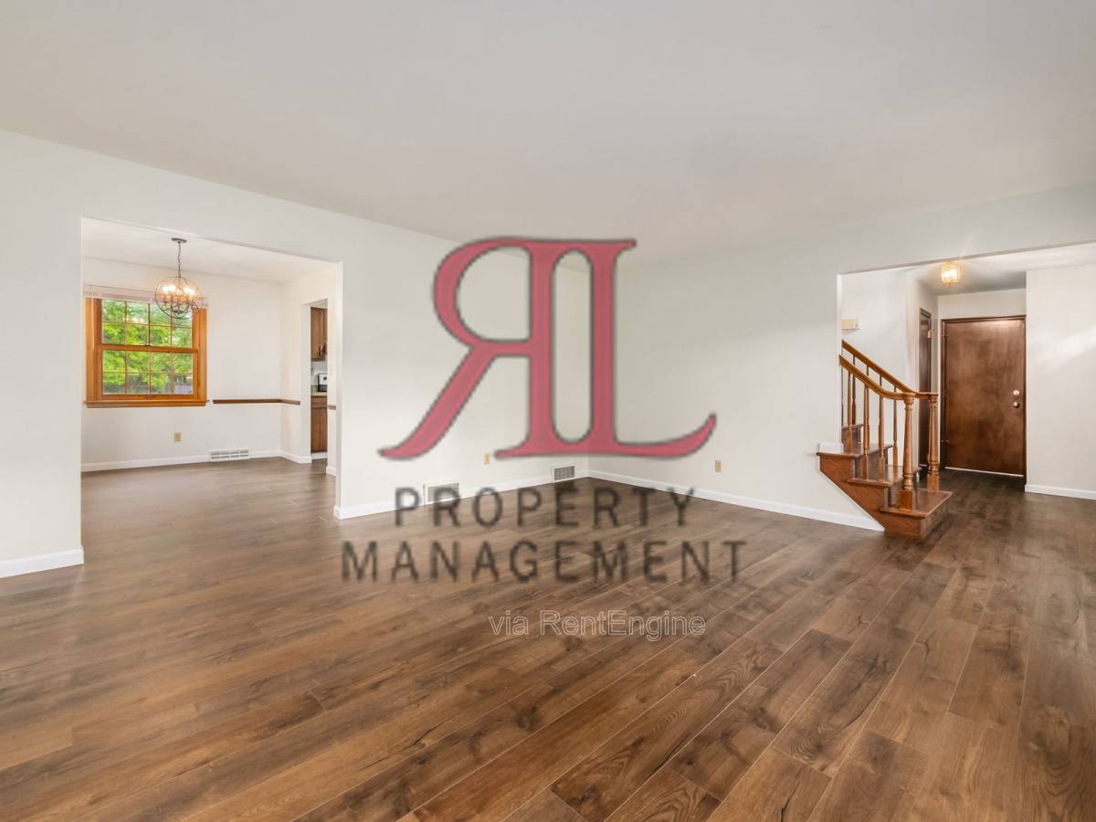 Apartment for rent at 1627 Keats Court, Columbus, OH 43235