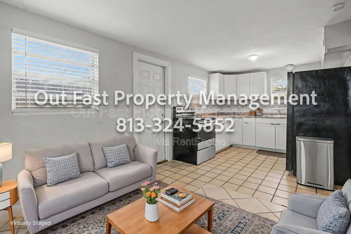 Apartment for rent at 3109 54th Ave N #1 2, Saint Petersburg, FL 33714