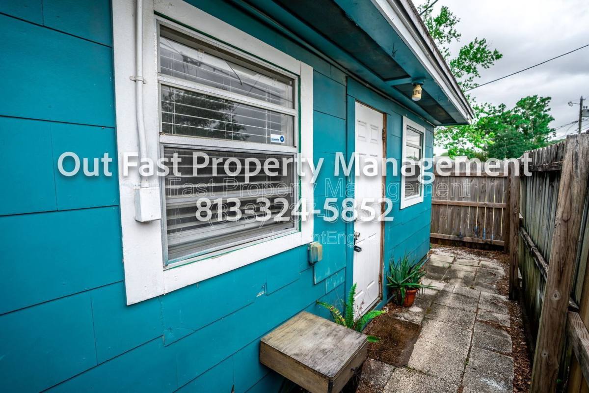 Apartment for rent at 3109 54th Ave N #1 2, Saint Petersburg, FL 33714