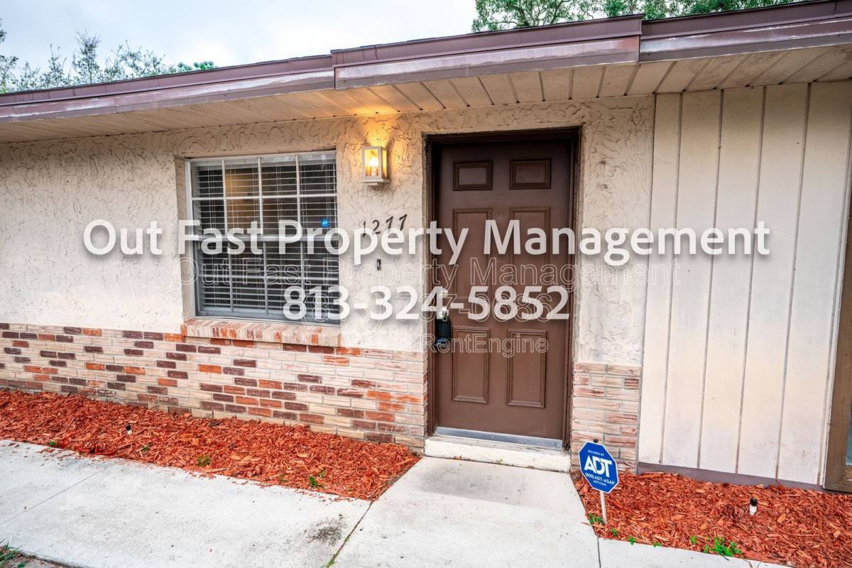 House for rent at 1277 Sylvia Ave, Spring Hill, FL 34606