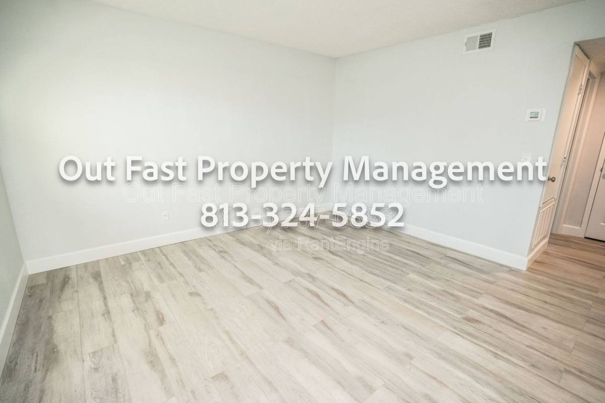 Apartment for rent at 11312 N 52nd St #A16, Tampa, FL 33617