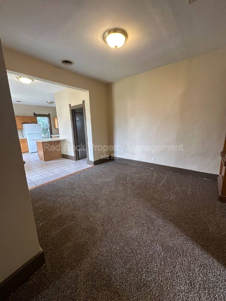 Apartment for rent at 802 McKinley St, Janesville, WI 53548