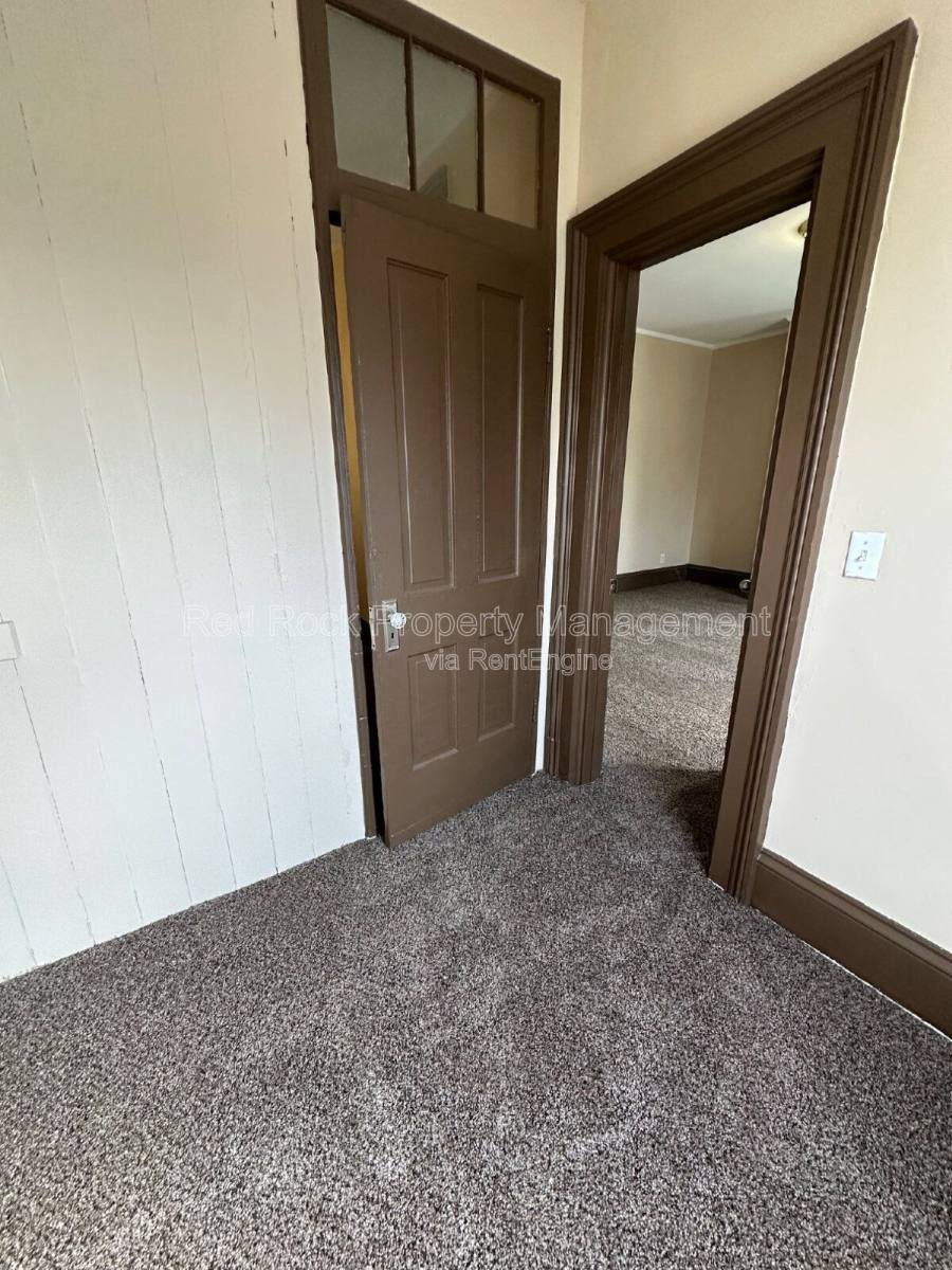 Apartment for rent at 802 McKinley St, Janesville, WI 53548
