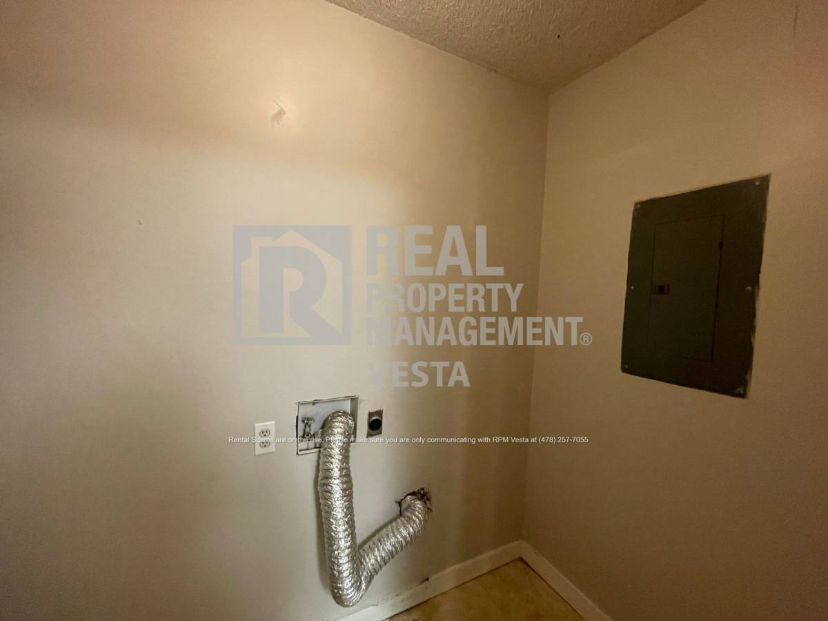 House for rent at 3163 Highpoint Dr, Macon, GA 31204