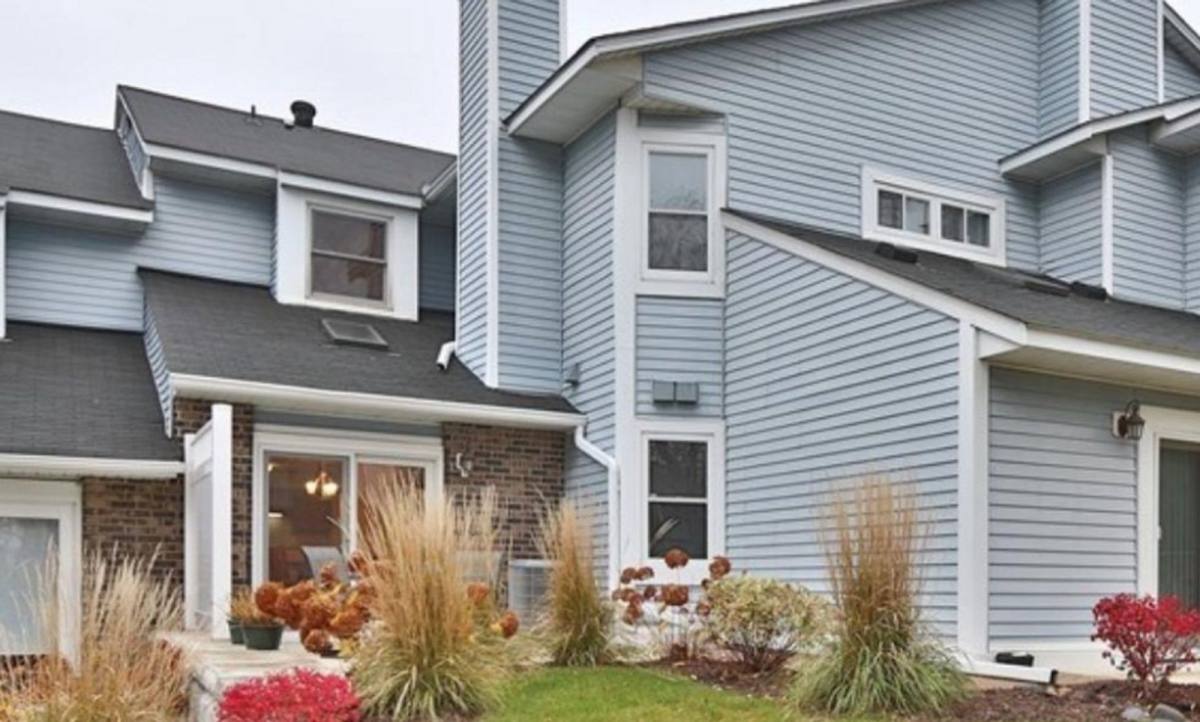 Townhouse for rent at 5308 Highpointe Dr, Minneapolis, MN 55437