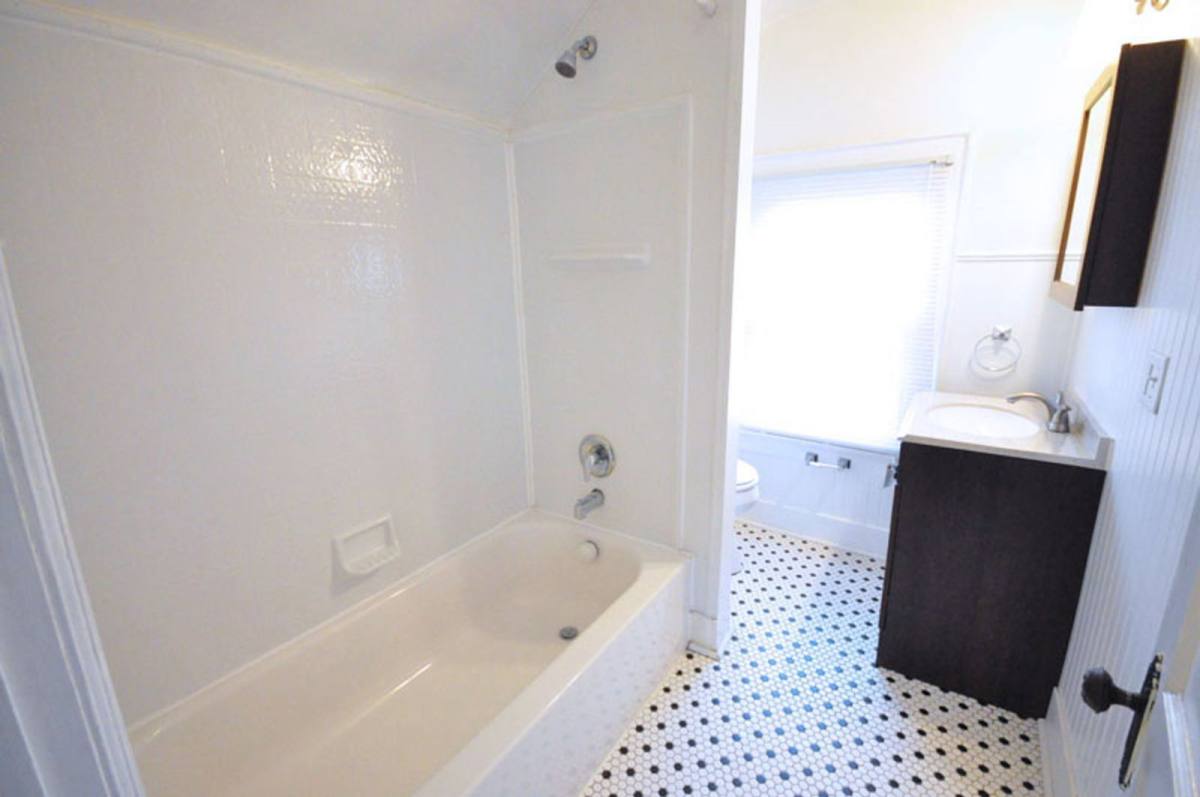 House for rent at 1504 Hamlet St, Columbus, OH 43201