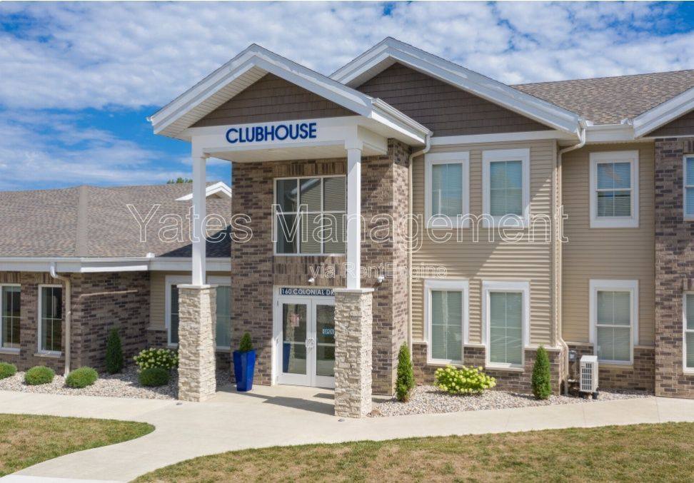 Townhouse for rent at 206 Colonial Dr, Findlay, OH 45840
