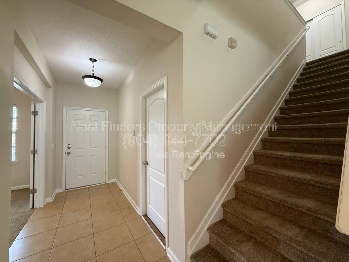 House for rent at 145 Woodfield Lane, Saint Johns, FL 32259
