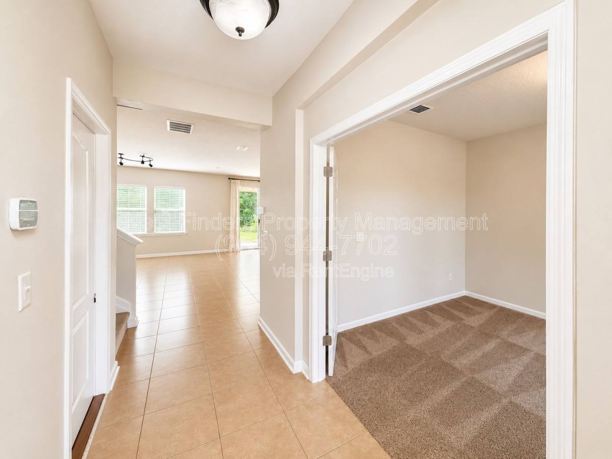 House for rent at 145 Woodfield Lane, Saint Johns, FL 32259