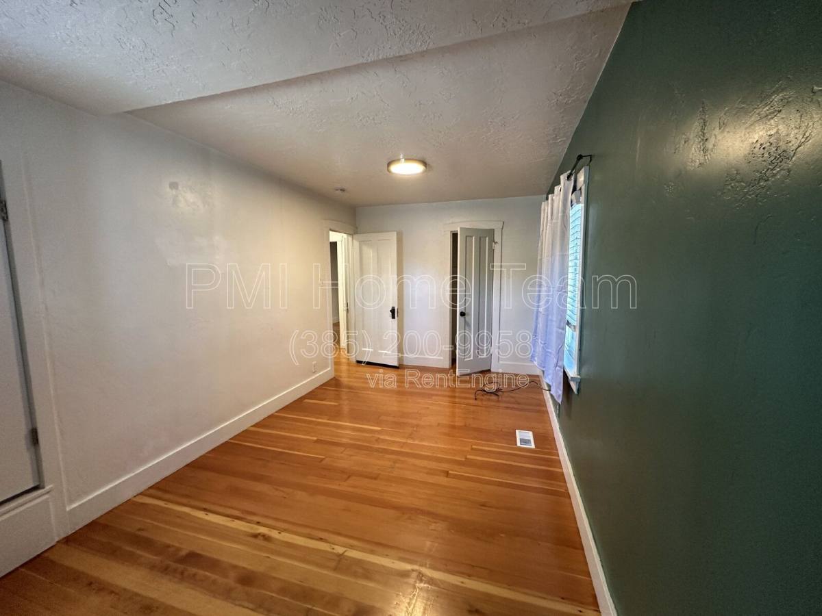 House for rent at 146 E 200 N, Kaysville, UT 84037