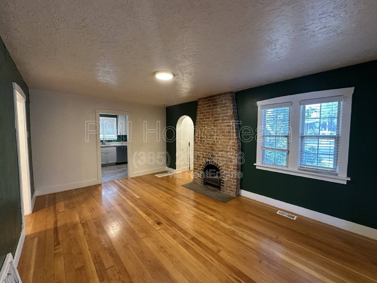House for rent at 146 E 200 N, Kaysville, UT 84037
