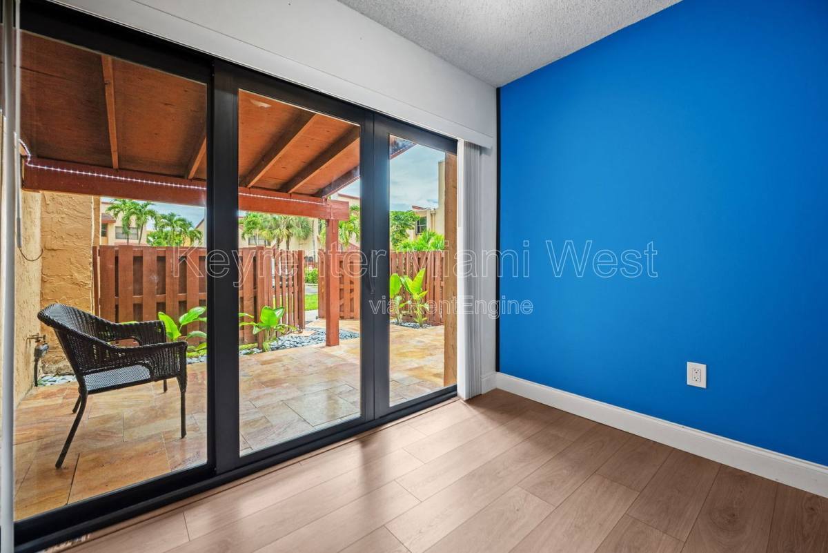 Condo for rent at 201 W Park Dr #102-2, Miami, FL 33172