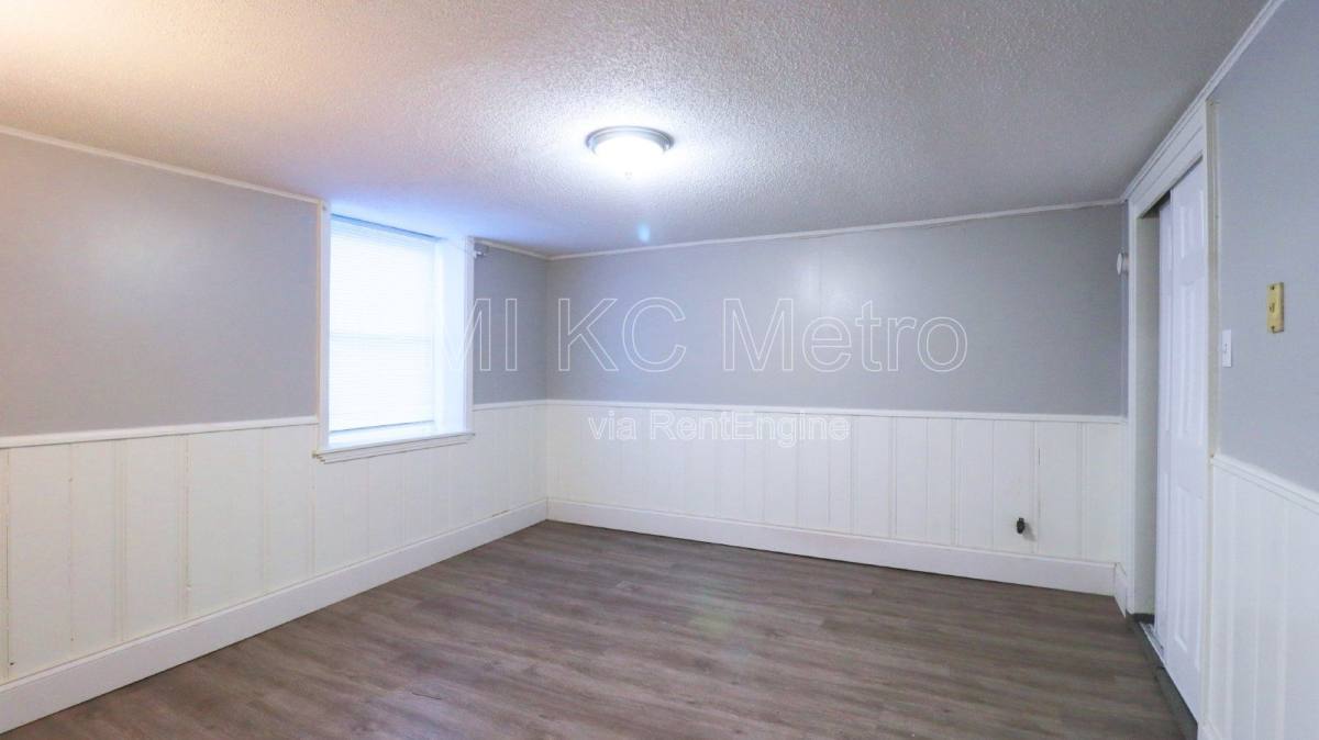 Apartment for rent at 301 Bellefontaine Ave #B, Kansas City, MO 64124