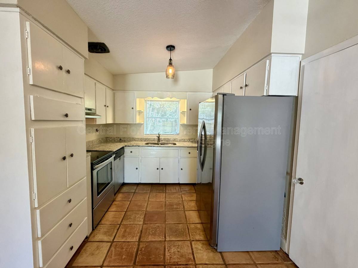 House for rent at 2619 E Washington St, Orlando, FL 32803